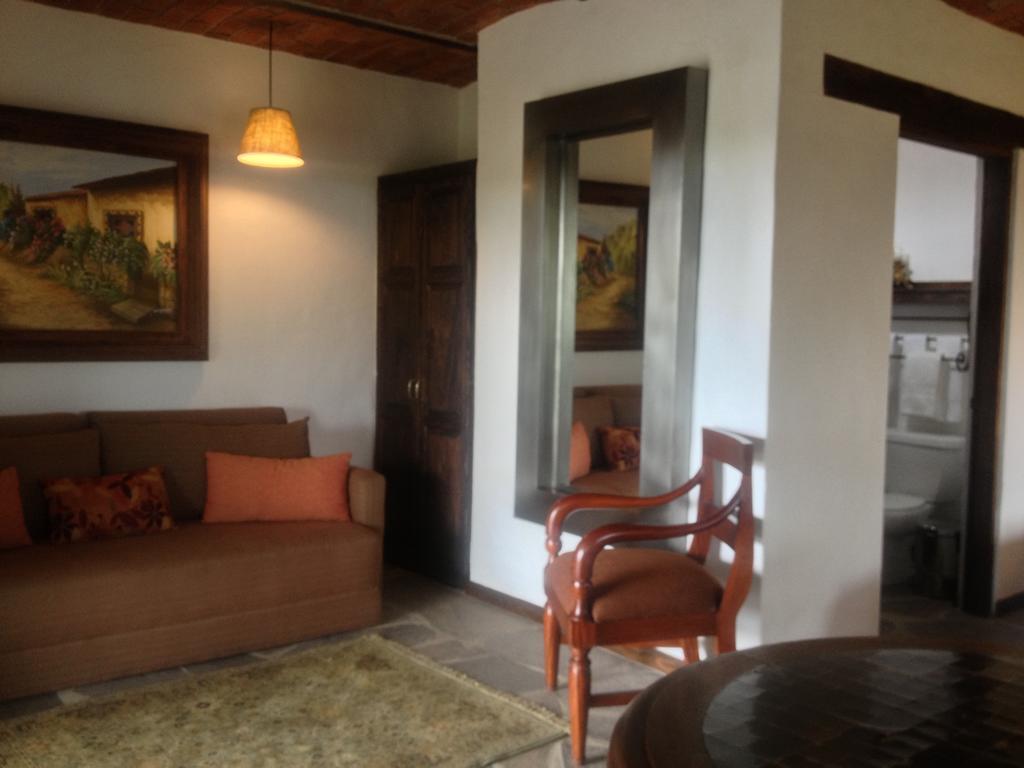 Hotel Villa Cassis ทาปัลปา ห้อง รูปภาพ