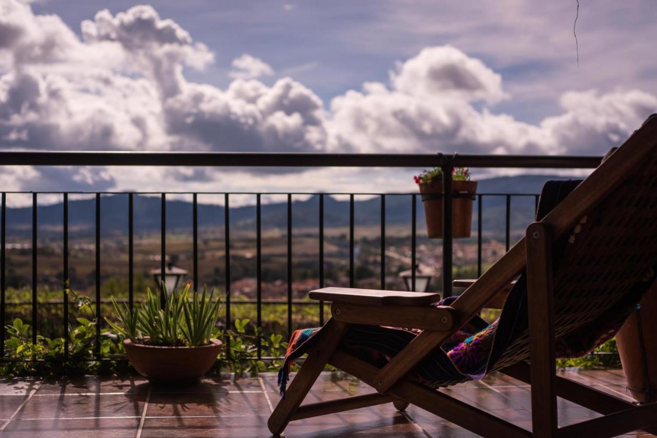 Hotel Villa Cassis ทาปัลปา ภายนอก รูปภาพ